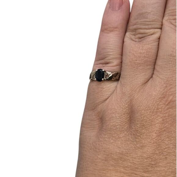 Vintage Sapphire Sterling Silver Solitaire Ring Size 7 - Picture 1 of 7